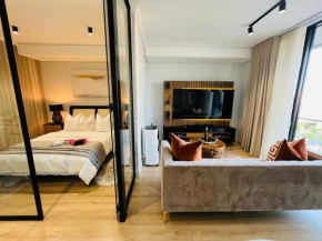 Ellipse Apartment